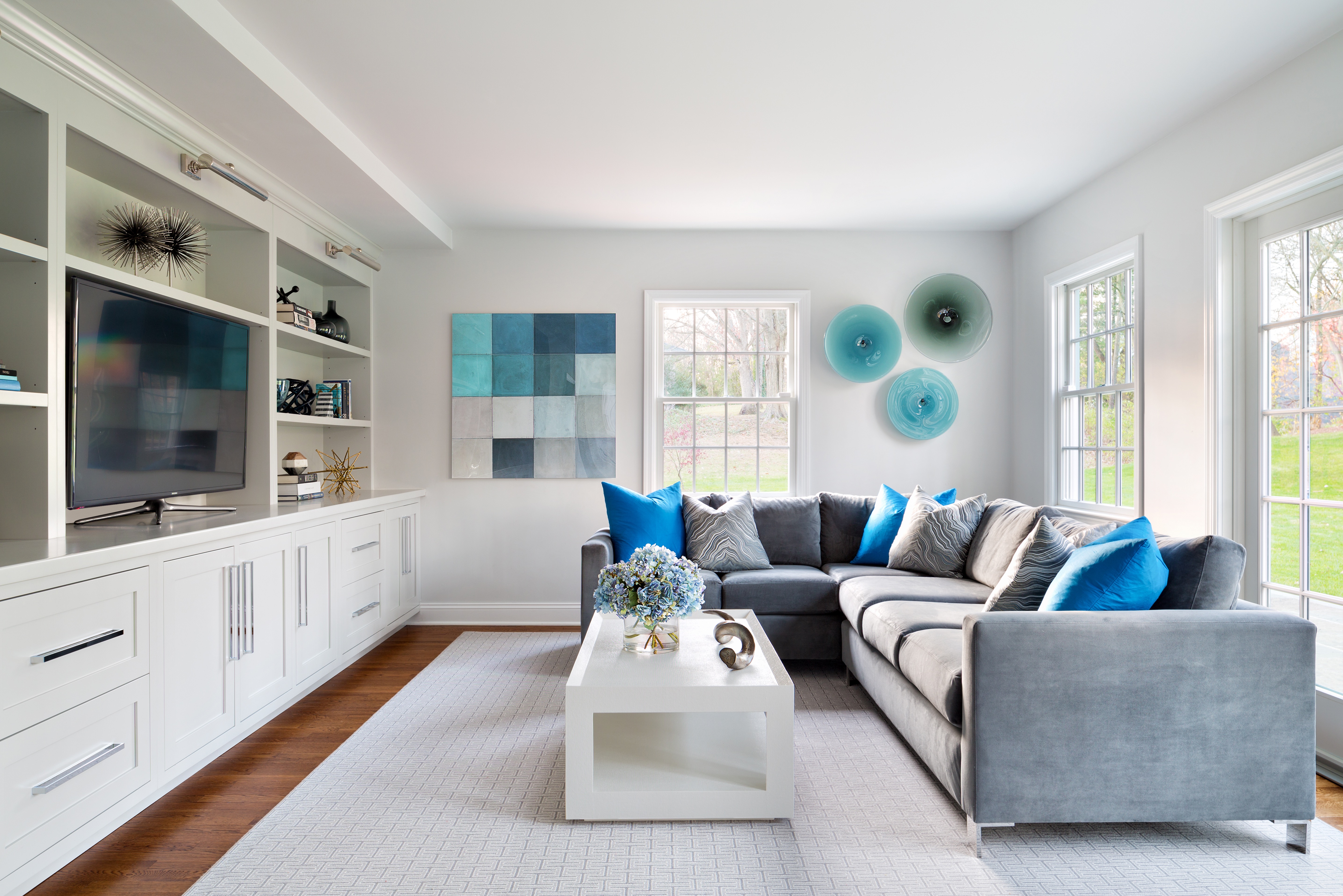 Living Room Decor: Designing A Home To Live In
