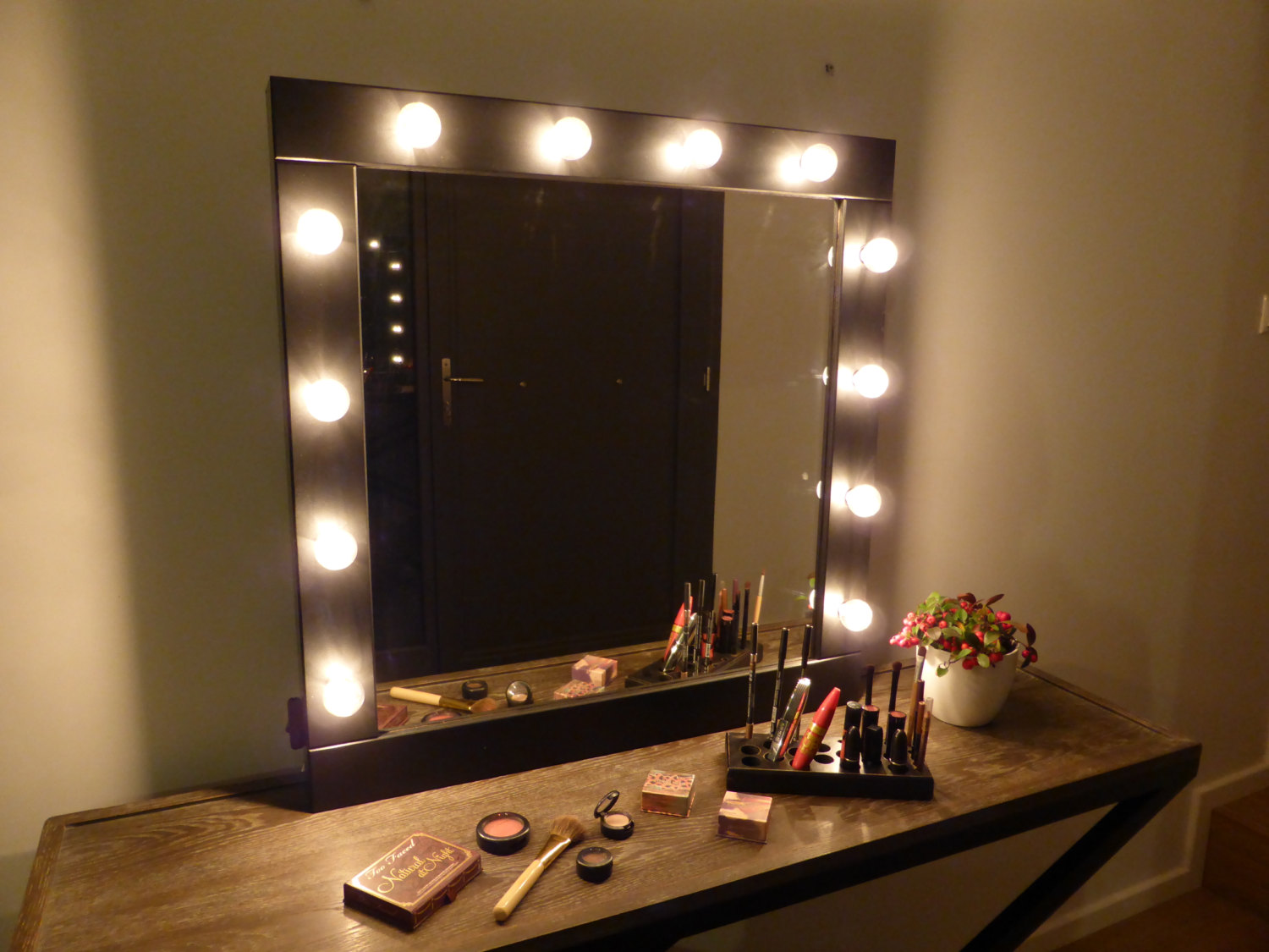 Wall Mounted Mirror: Reflecting Beauty And Style