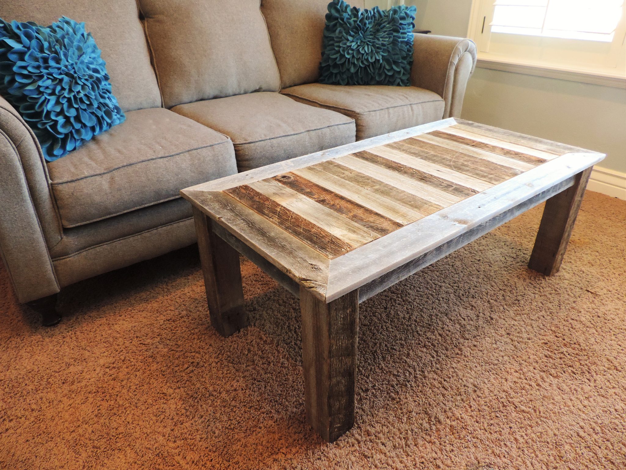Reclaimed Coffee Table Manufacturer