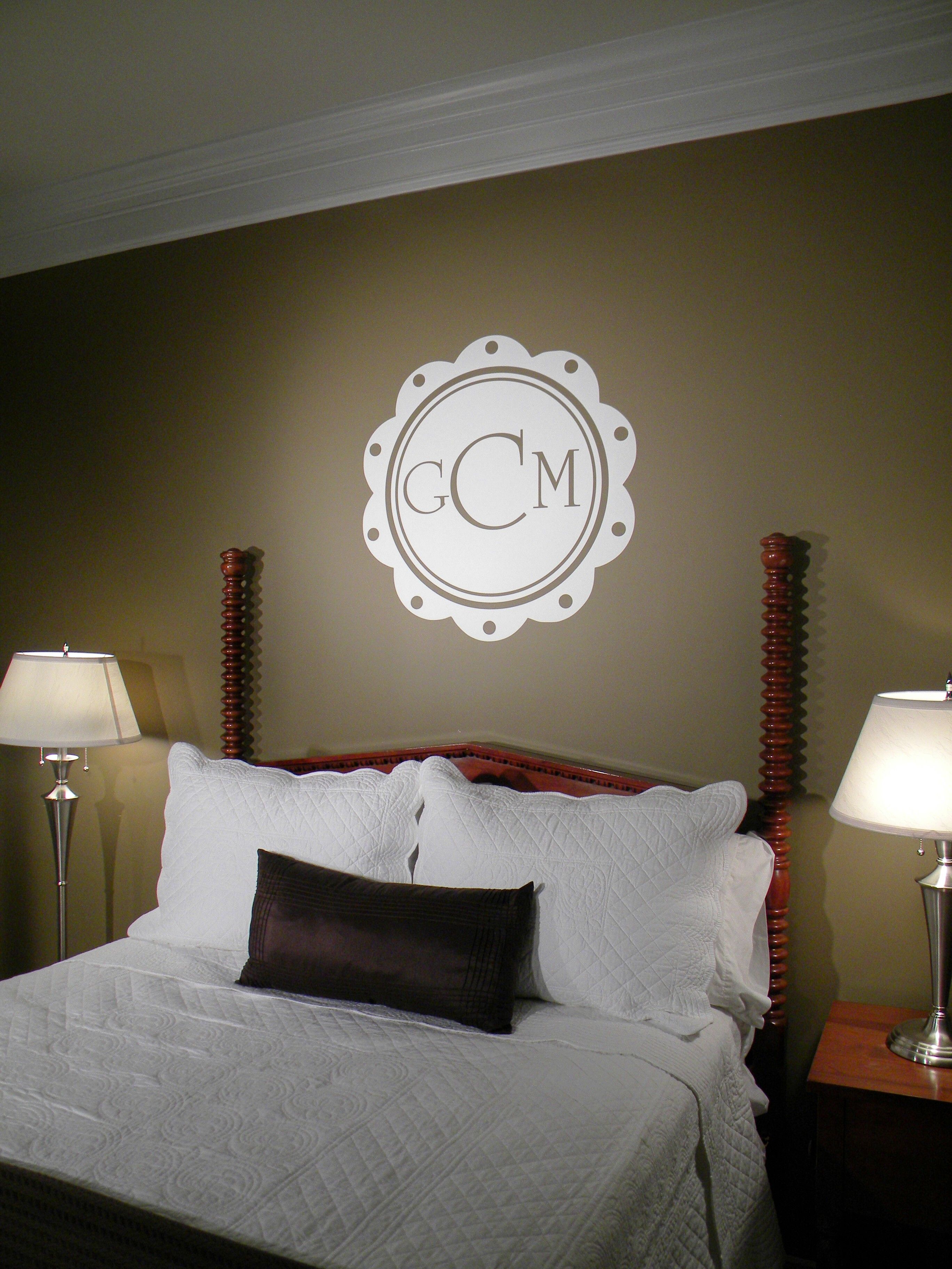 Vinyl Wall Decor: A Touch Of Homely Charm