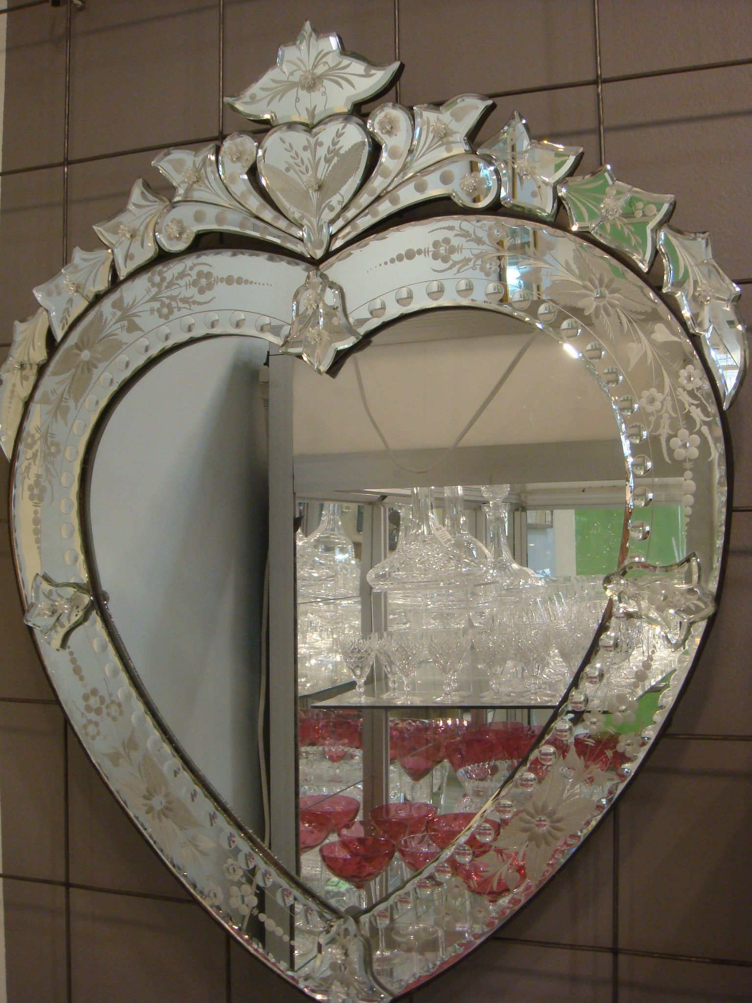 Art Deco Venetian Mirror: Reflections Of Luxury