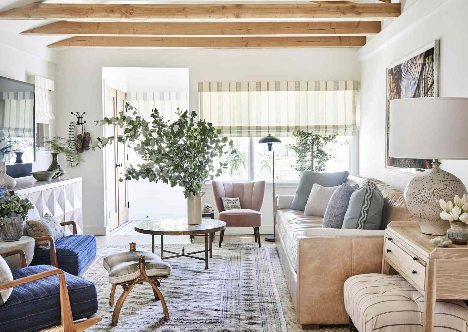 Elegant Living Room Decor: An Inviting Abode Of Comfort And Style