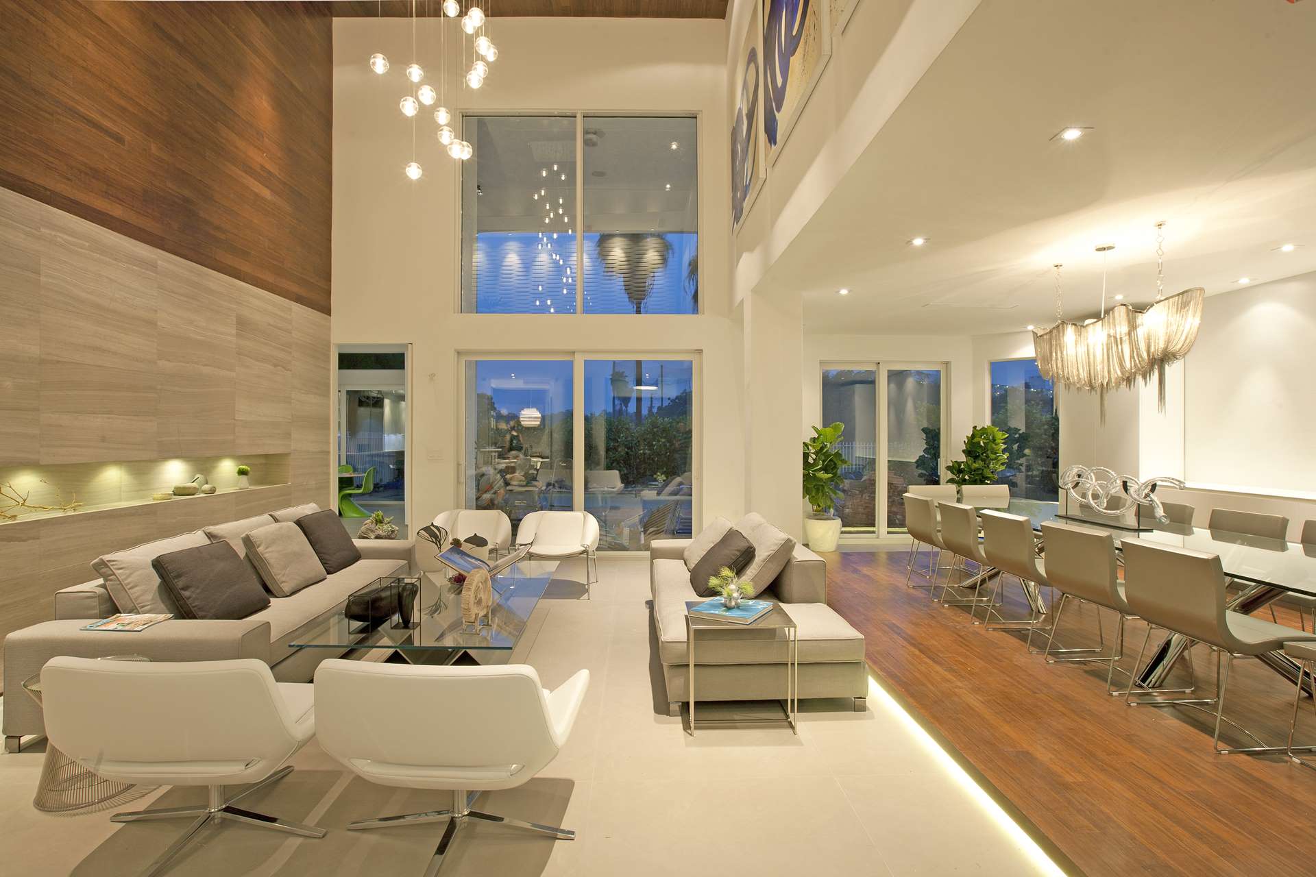 Modern Style Living Room: Capturing Contemporary Comfort