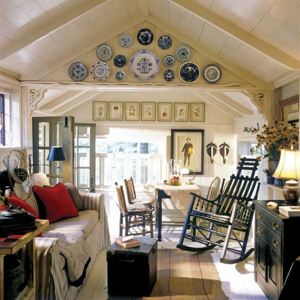 Upcycling In The Cottage: Sustainable Decor Ideas