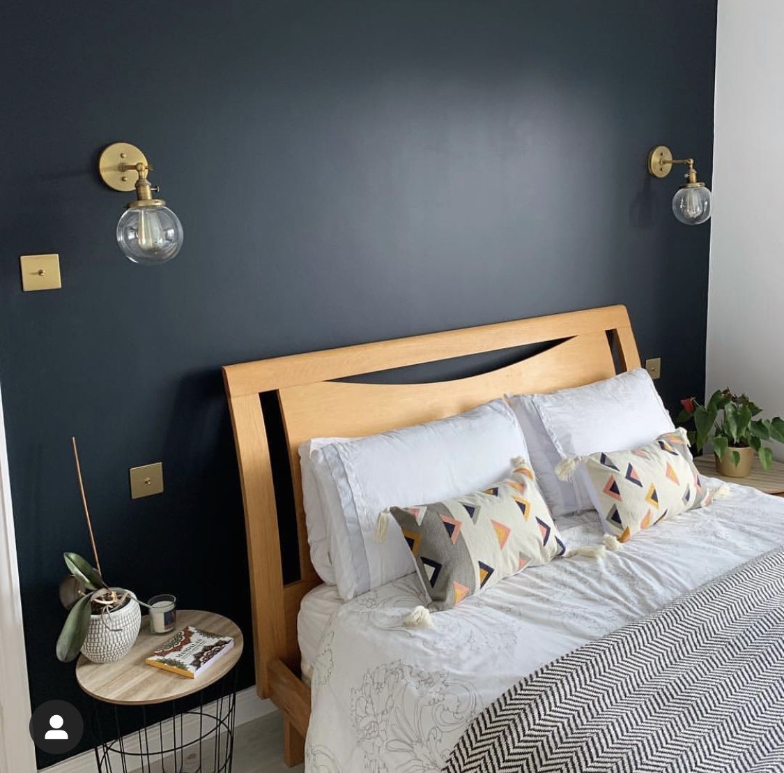 Luxury Bedroom Painted In Little Greene Paint Bone China Blue