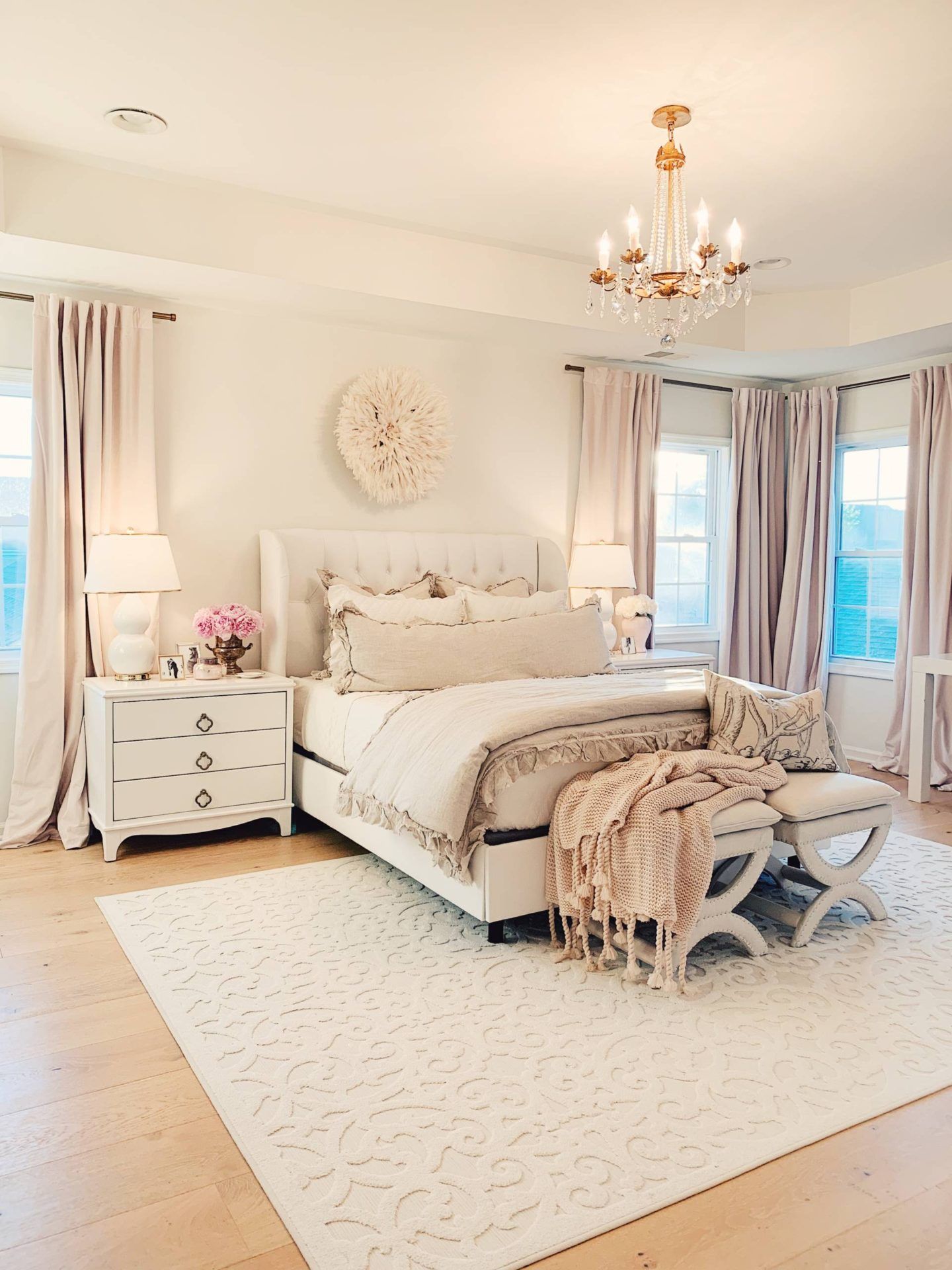 Ideas Of Interior Decor For A Double Bedroom