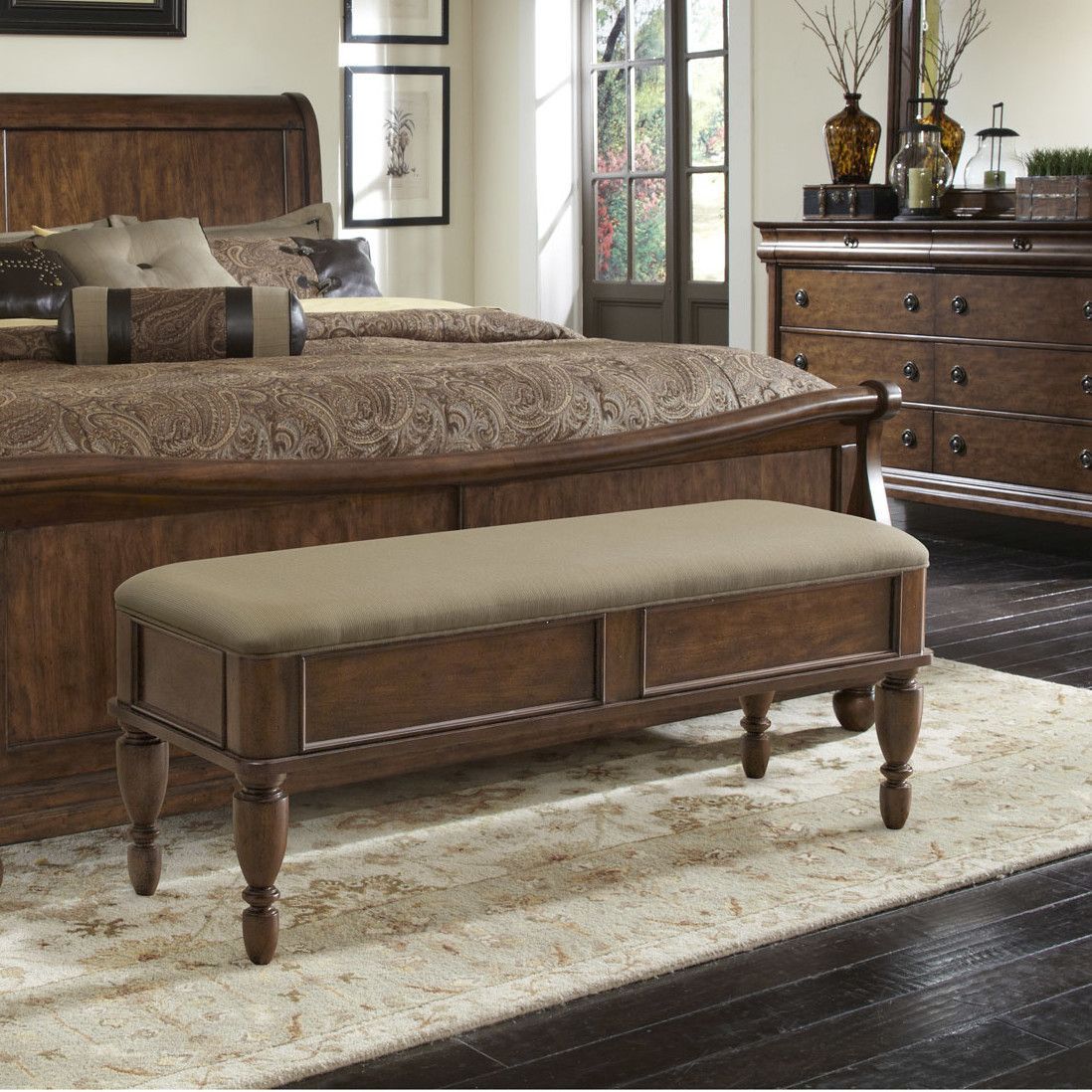 All About The Bedroom Upholstered Bench: Styles And Benefits