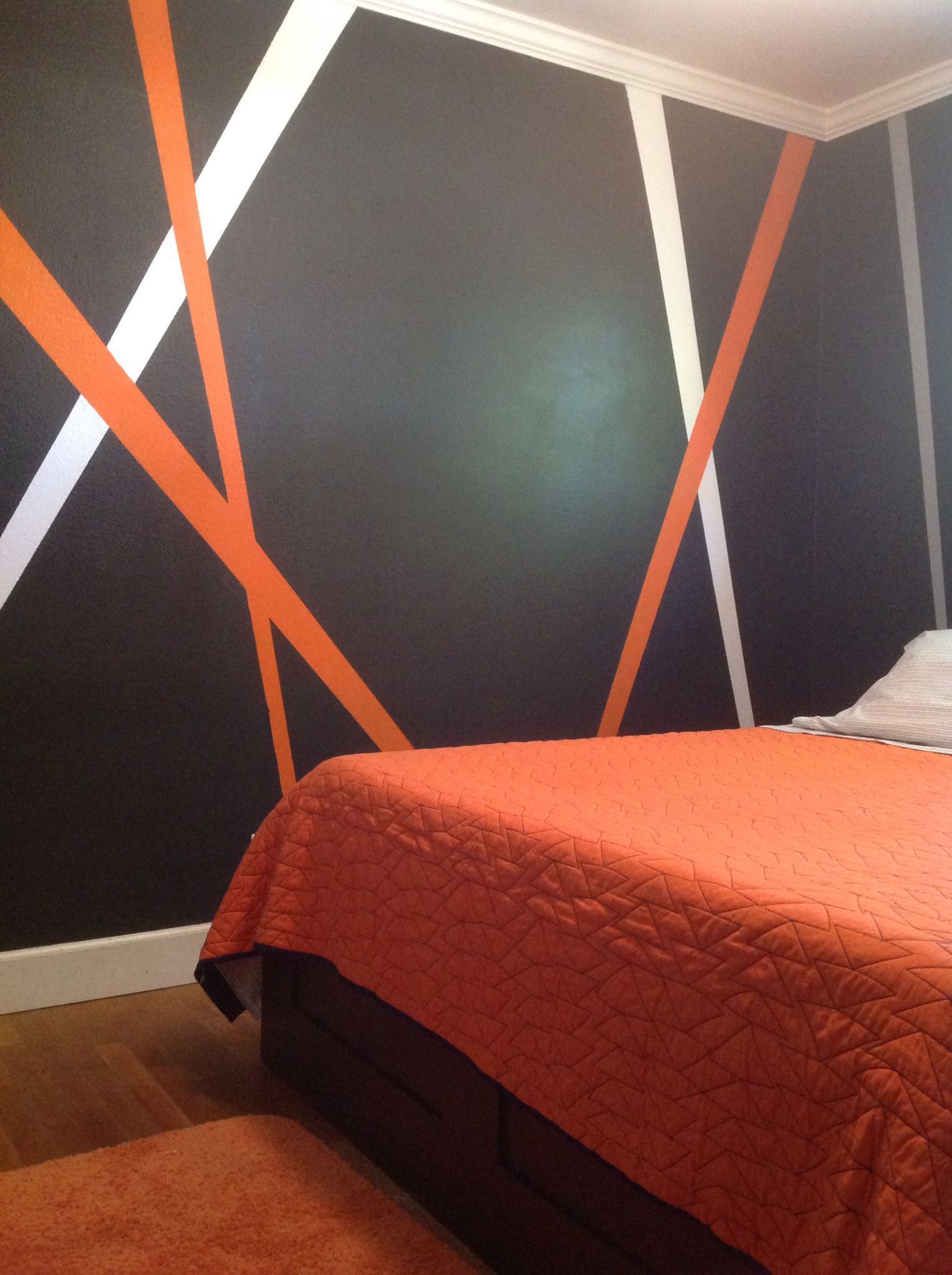 DIY Delight: Step by Step Guide To Painting A Striking Bedroom Accent Wall