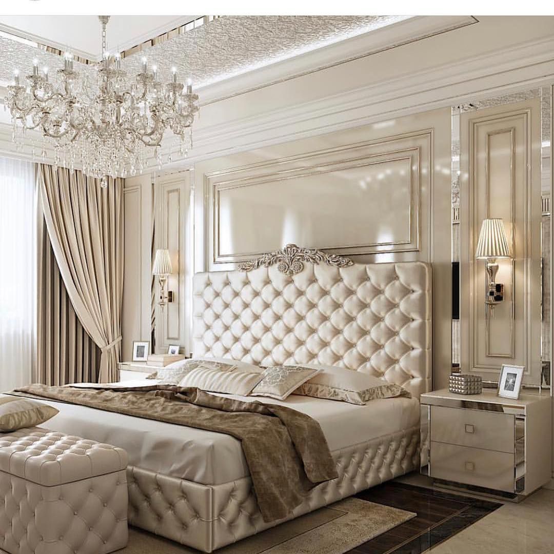 Luxurious Retreat: Glamorous Bedroom Wallpaper Ideas For Lavish Style