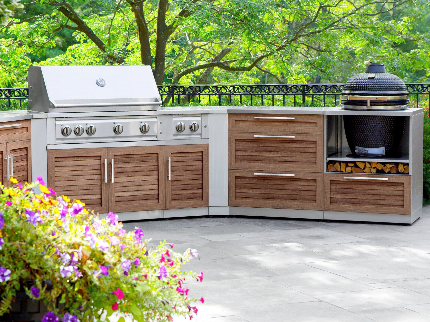 Outdoor Kitchen Cabinet: The Best Materials To Use