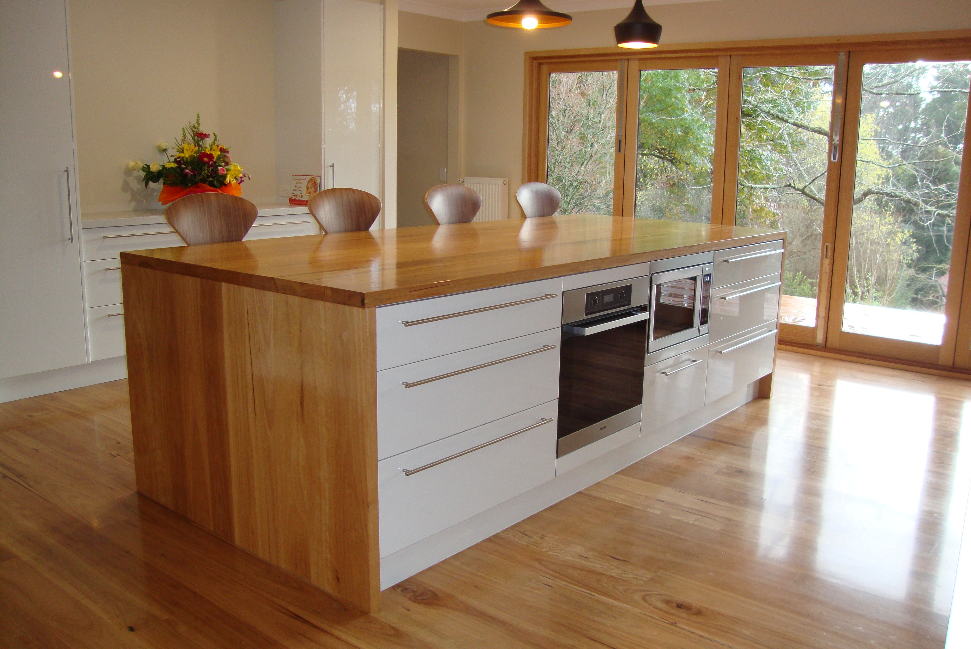 Factors To Think About When Selecting Your Kitchen Benchtop
