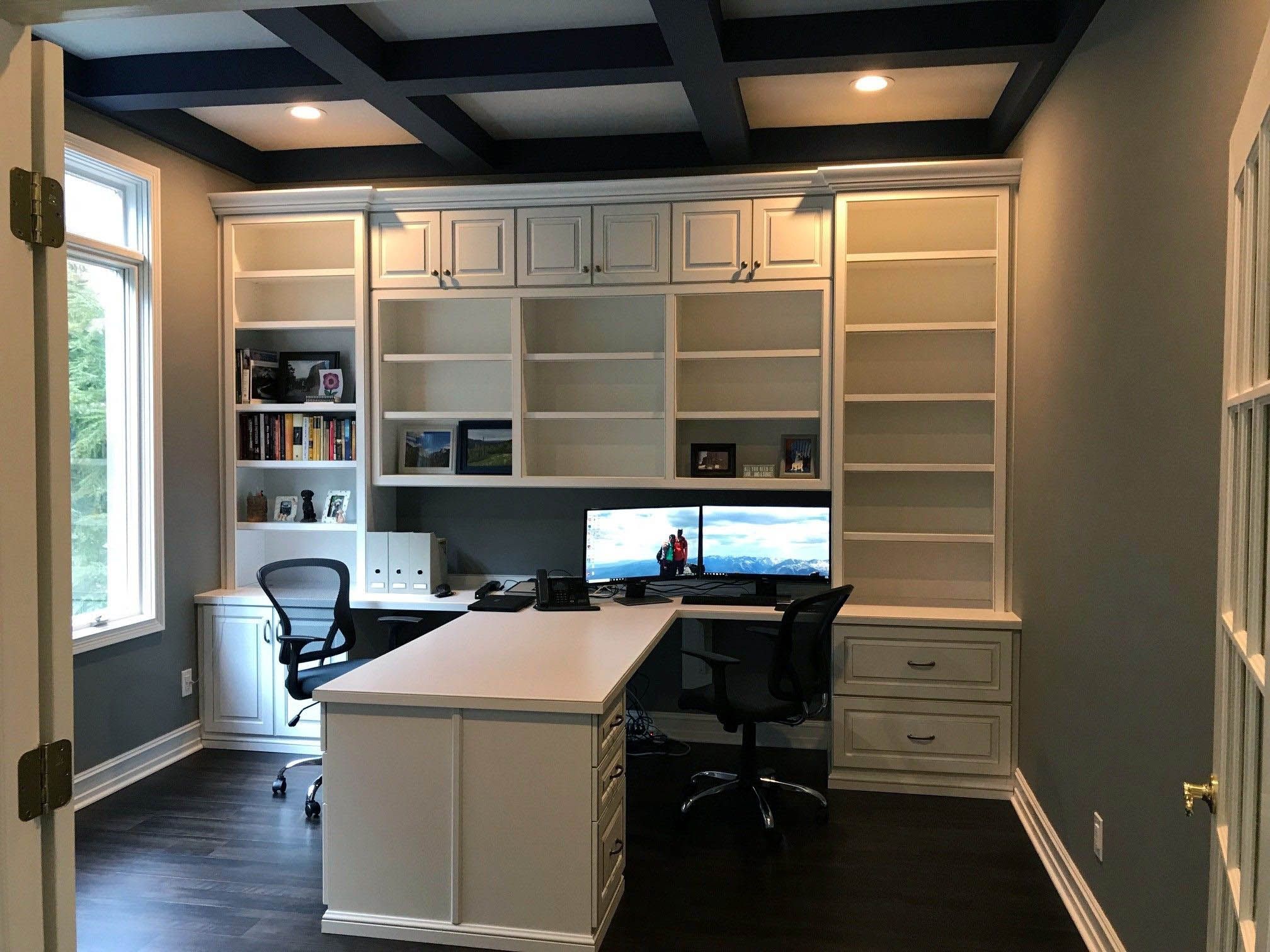 Stylish Home Office Desk With Storage