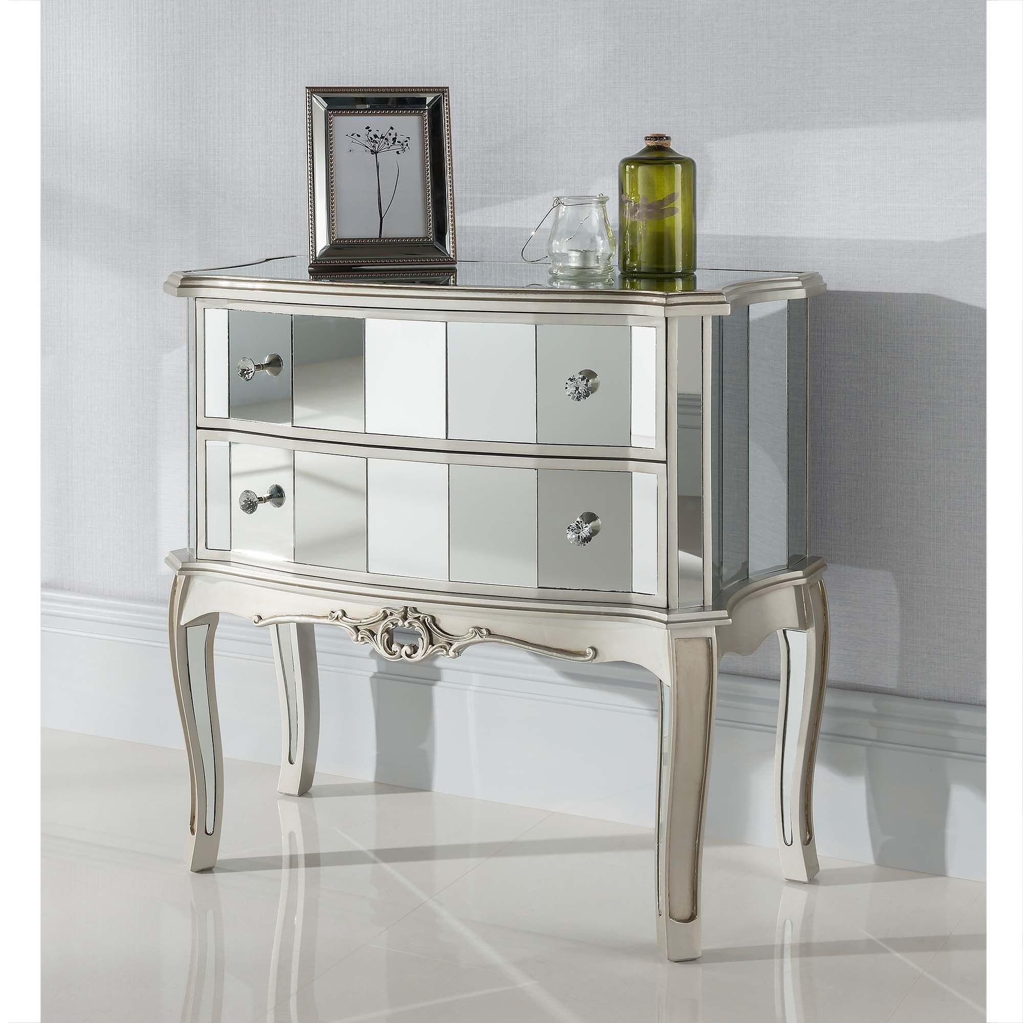Chic Mirrored Bedroom Furniture Collection