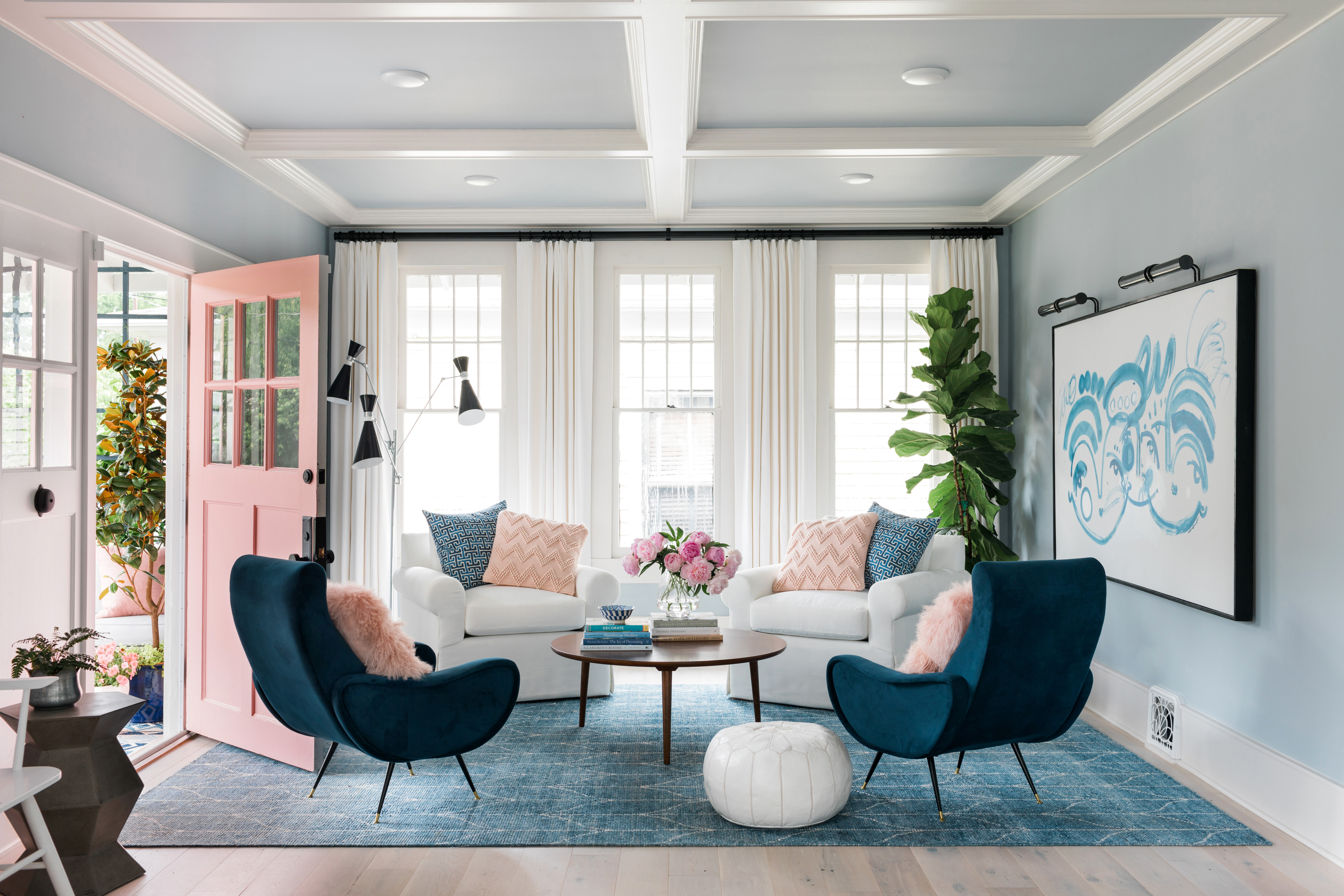 12 Urban Chic Living Room Decor Ideas For The Modern Homeowner