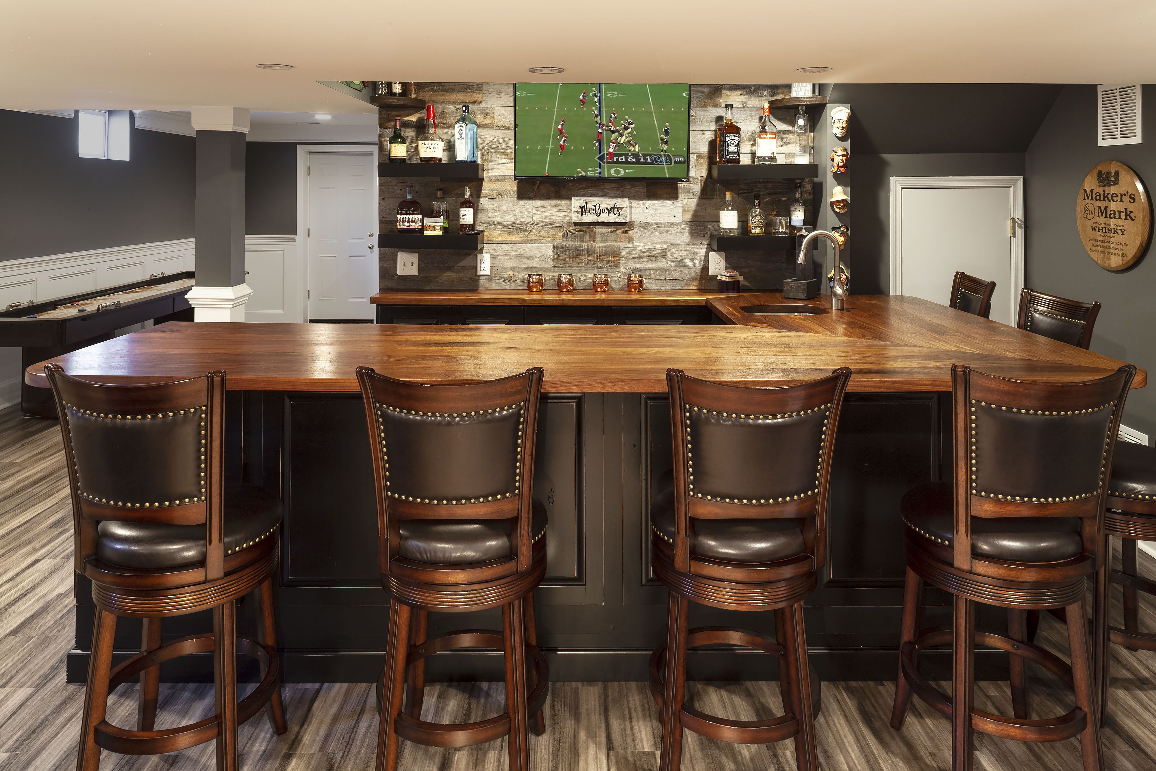 Furniture For A Home Bar Or Entertainment Area