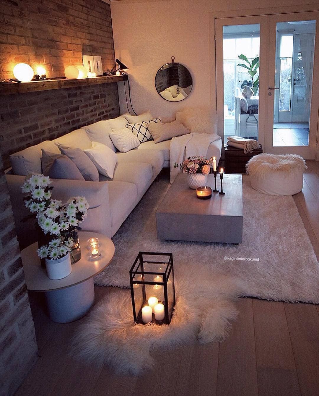 Cozy Living Room Decor: 10 Tips For A Warm And Inviting Space