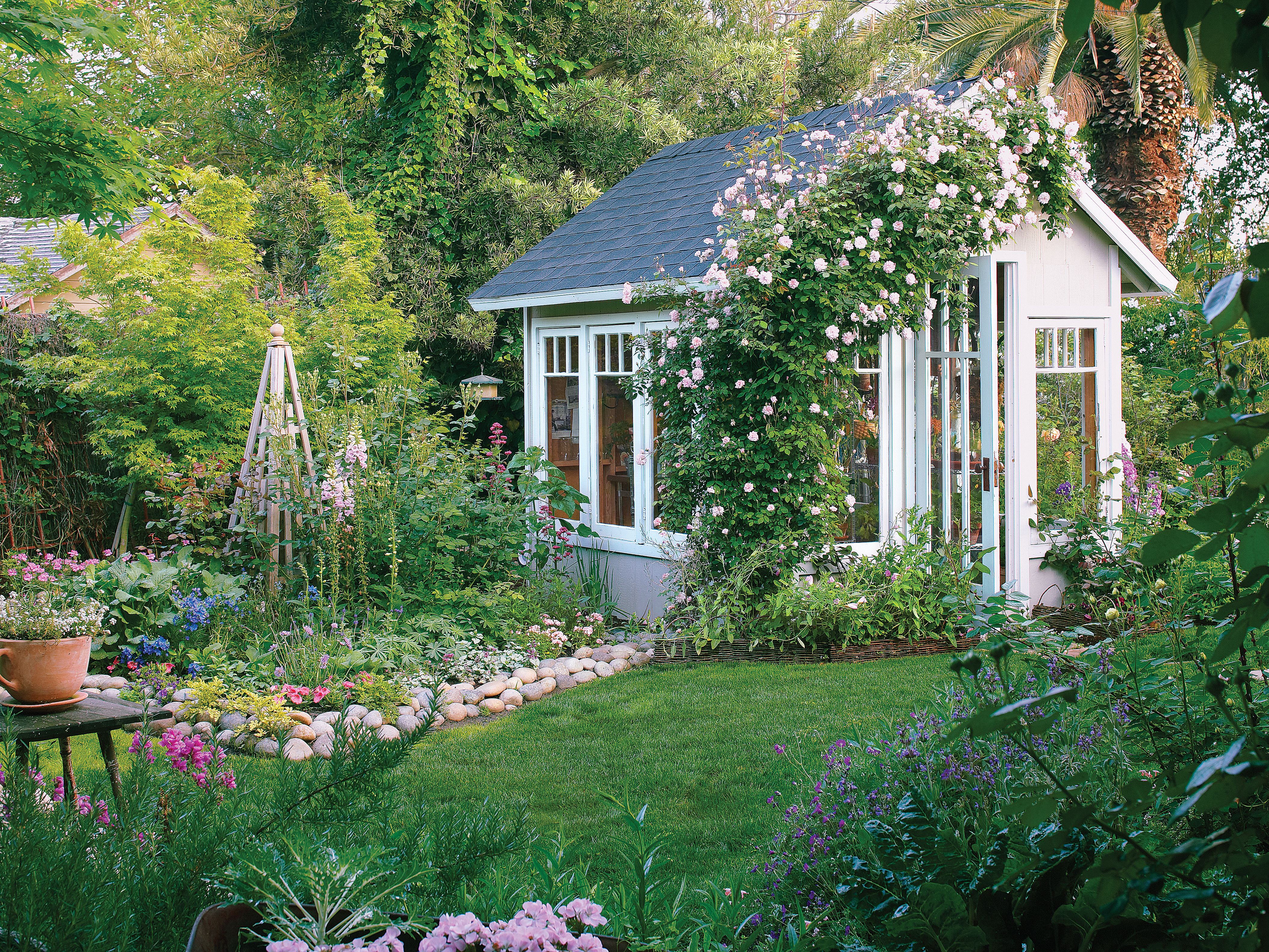 Flower Power: Infusing Cottage Spaces With Botanical Beauty
