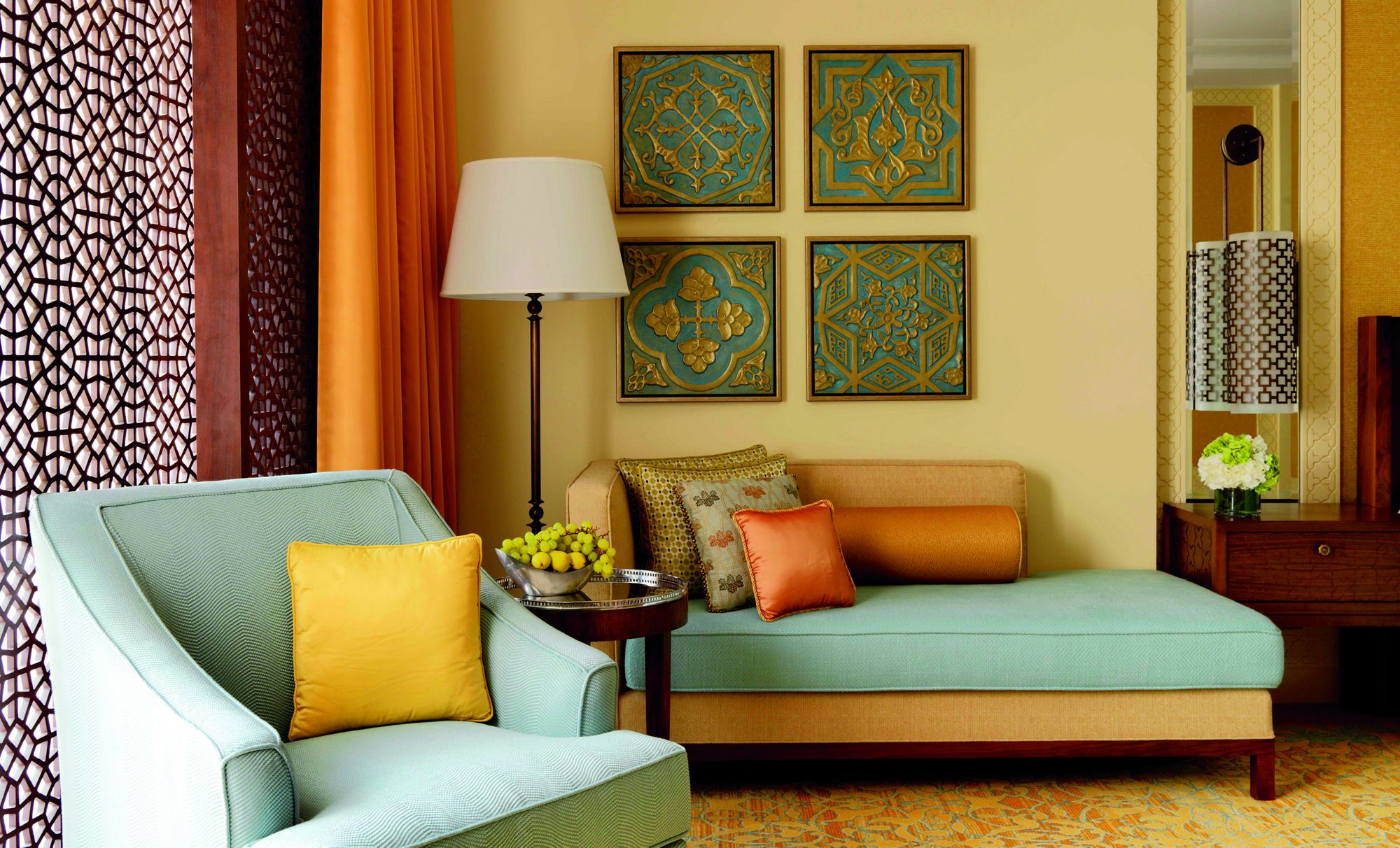 Choosing The Perfect Color Scheme For Your Living Room: A Step by Step Guide