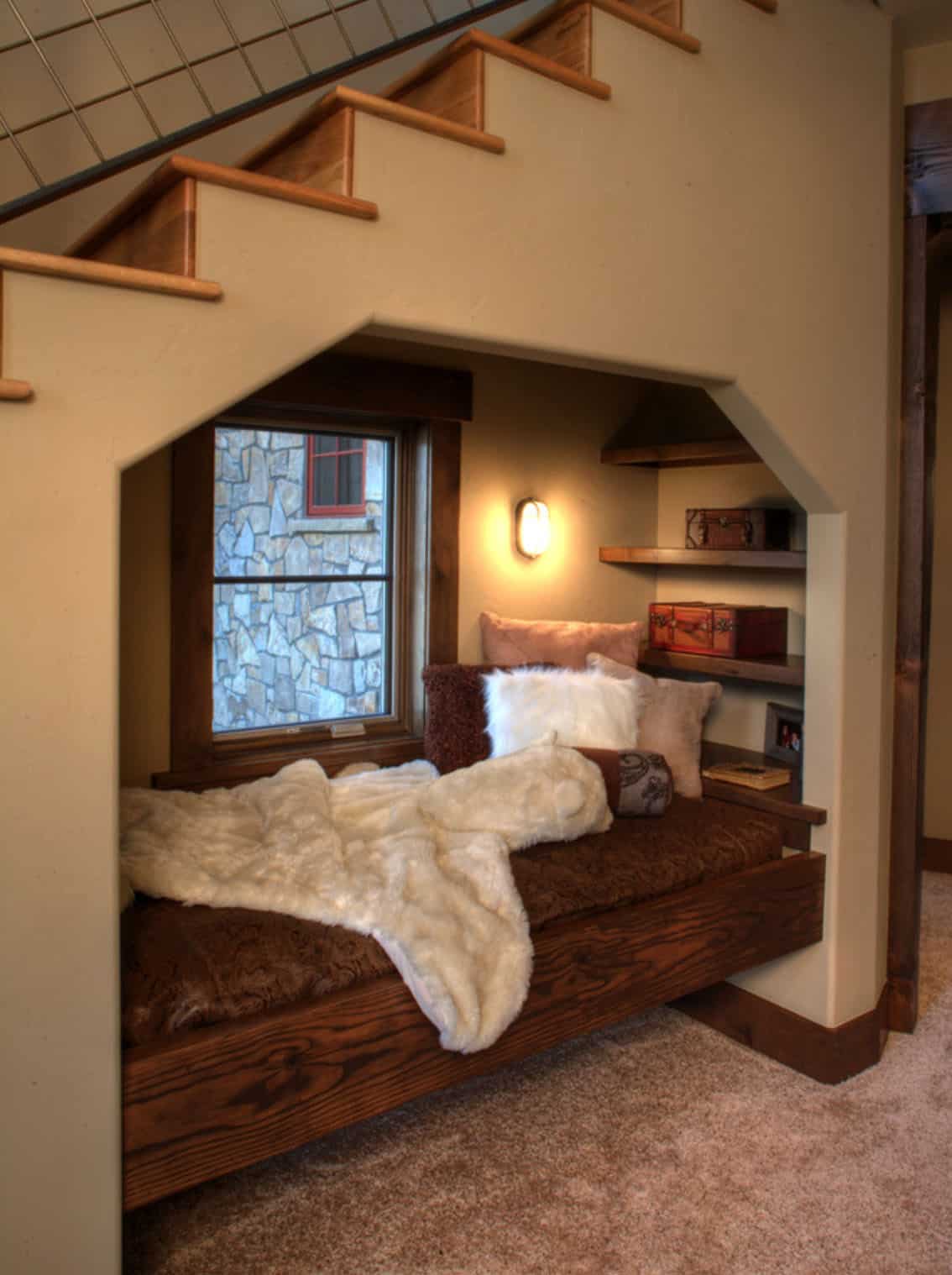Natural Nooks: Rustic Reading And Relaxation Corner Ideas