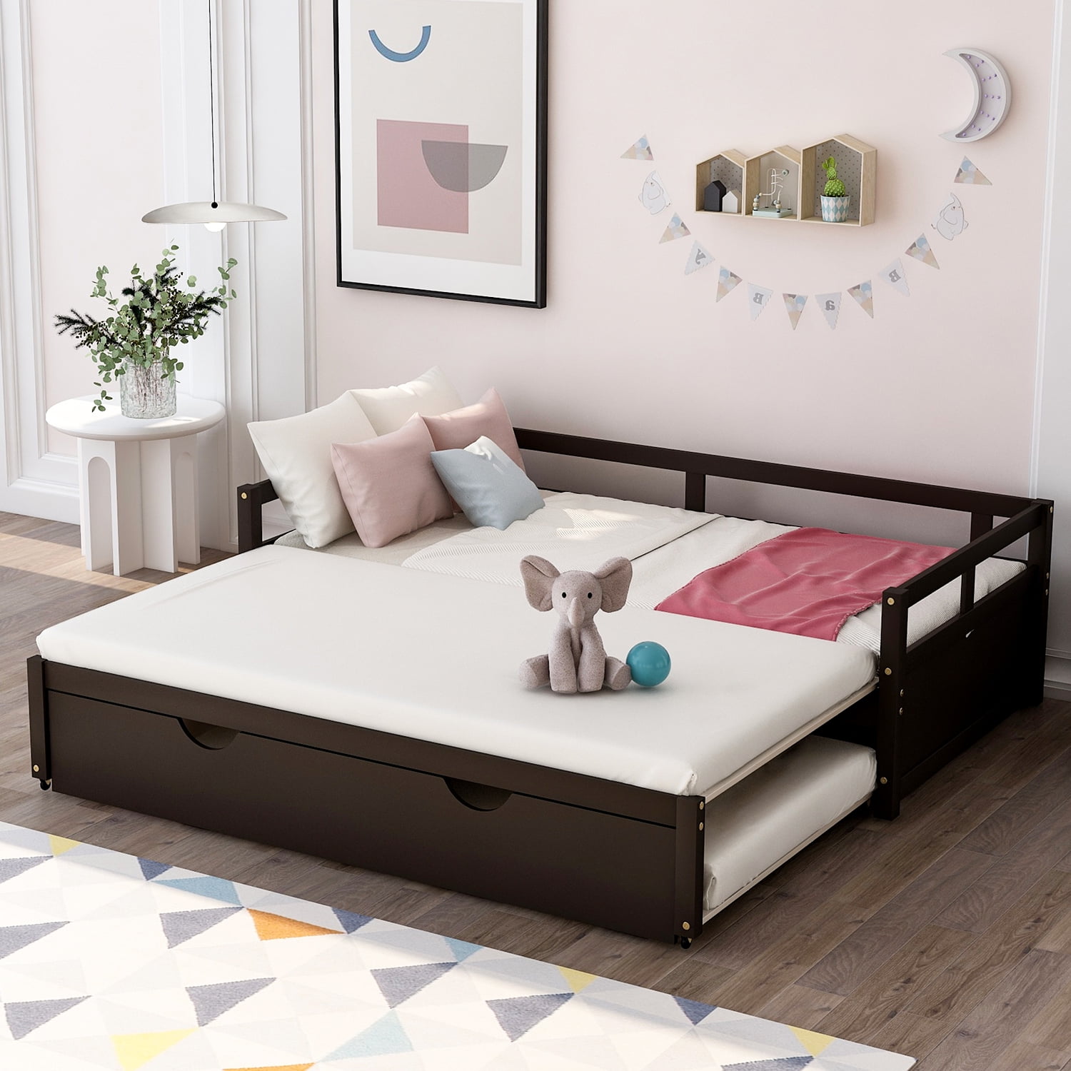 Space saving Trundle Beds For Guest Rooms
