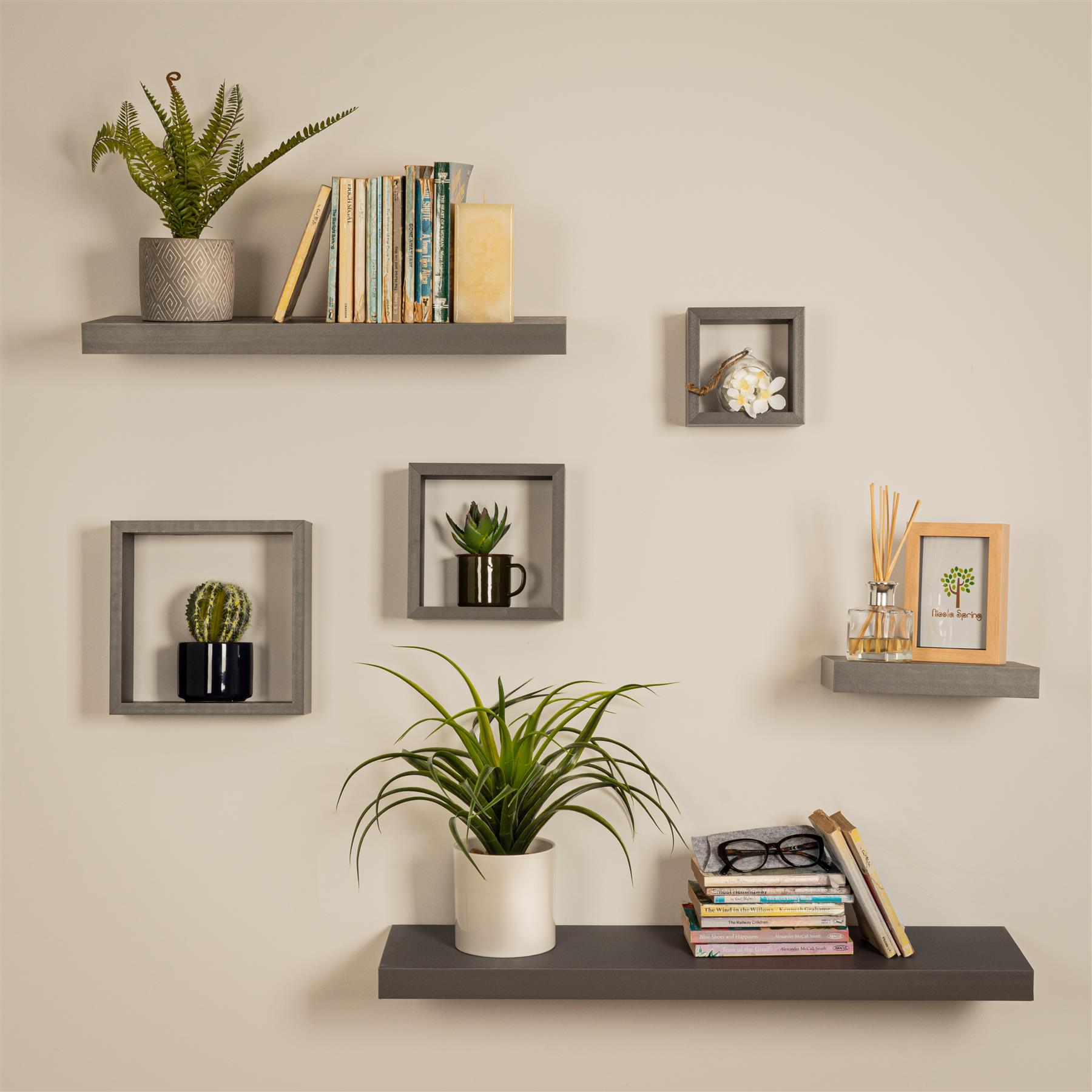 Trendy Floating Shelves For Decorative Displays
