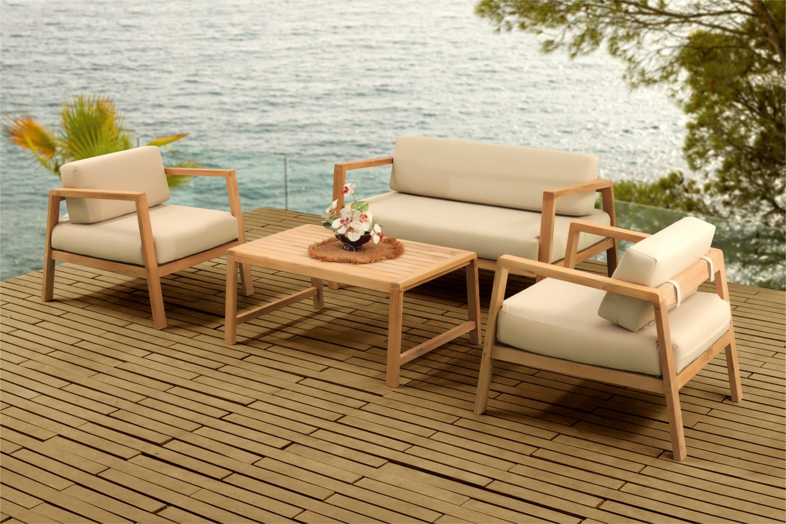 Essential Maintenance Tips For Your Indonesia Teak Furniture