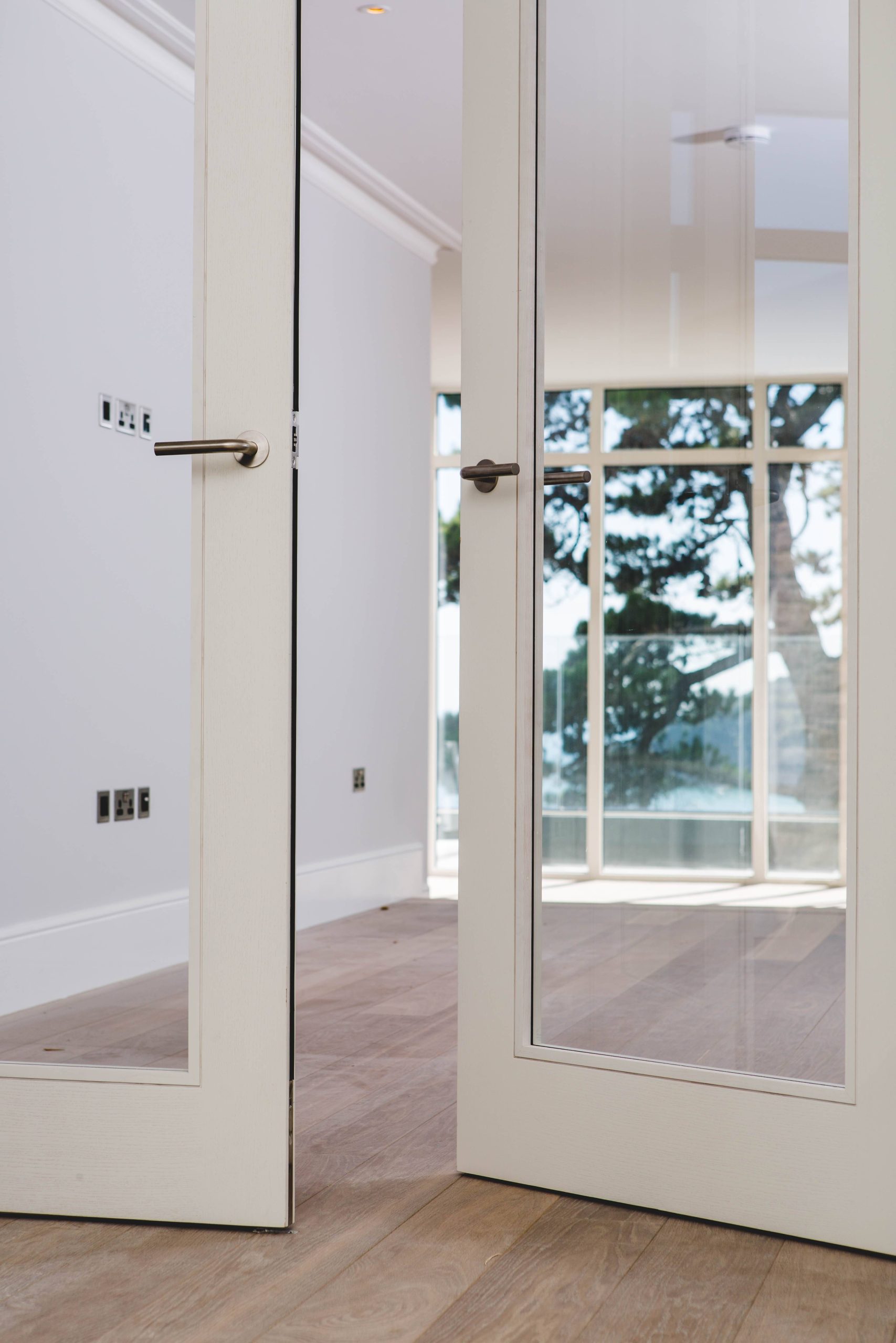 Adding Elegance: The Rise Of Glass Panel Interior Doors