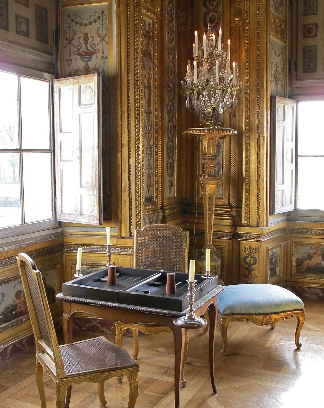 The Classic Elements Of French Chateau Interior Design